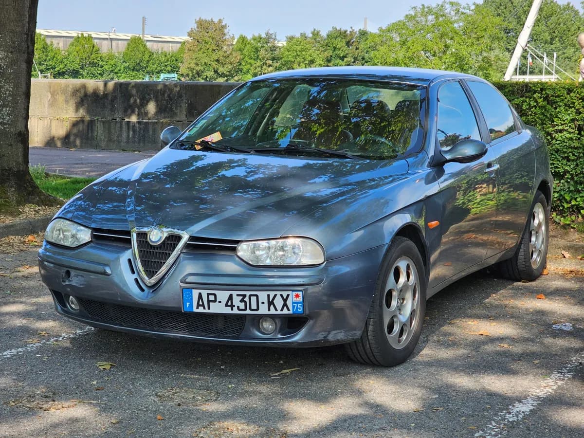 Alfa Romeo 156 Makyajlı (2003-2005) önden görünüm