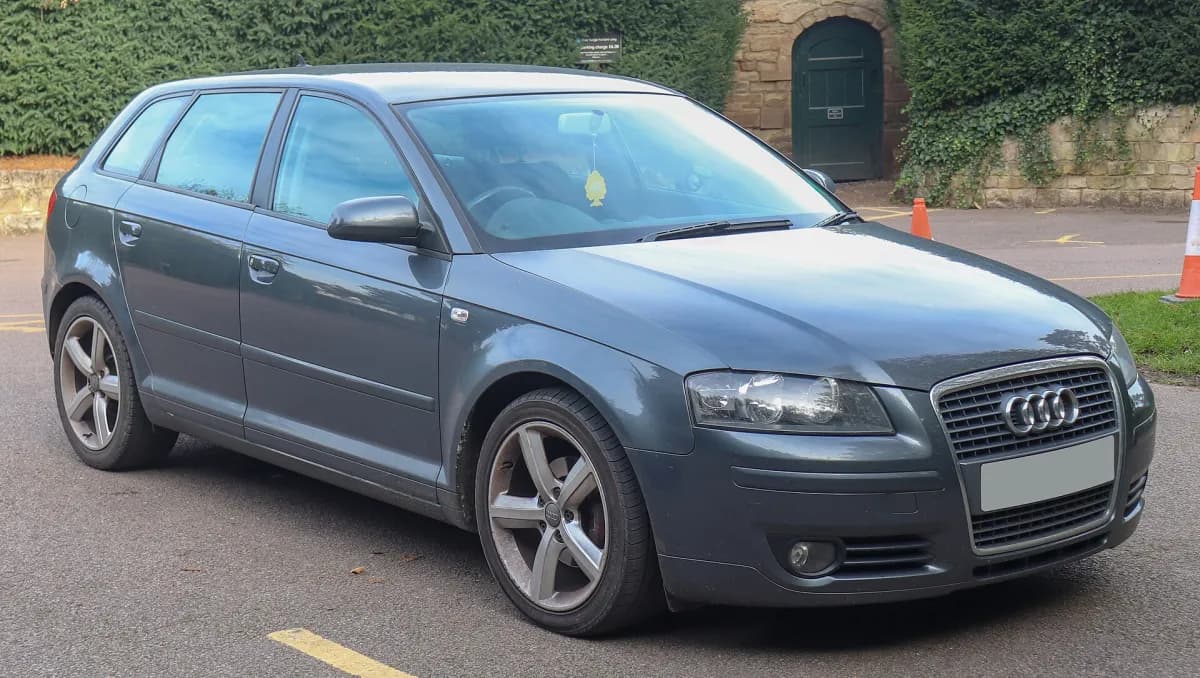 Audi A3 8P (2003-2012) önden görünüm