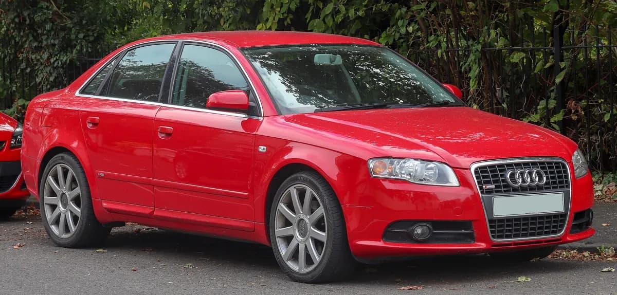 Audi A4 B7 (2004-2008) önden görünüm