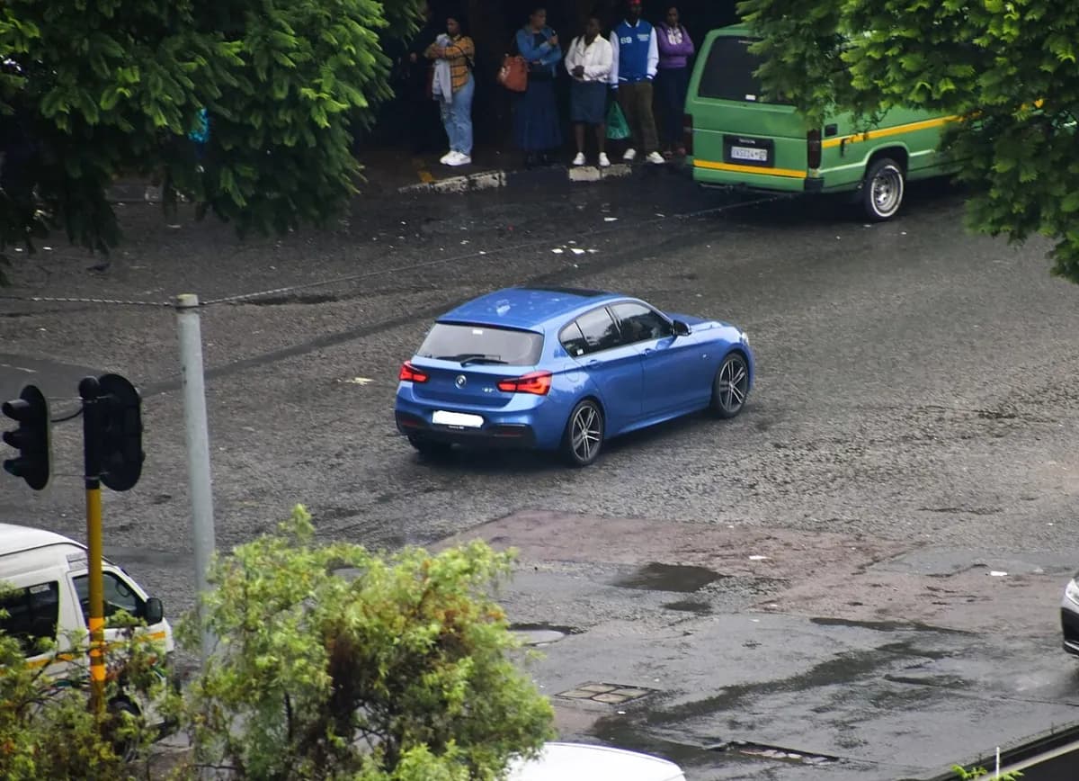 BMW 1 Serisi F20 (2011-2019) önden görünüm