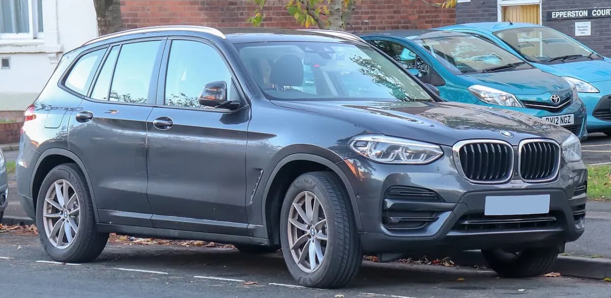 BMW X3 G01 (2017-2024) önden görünüm