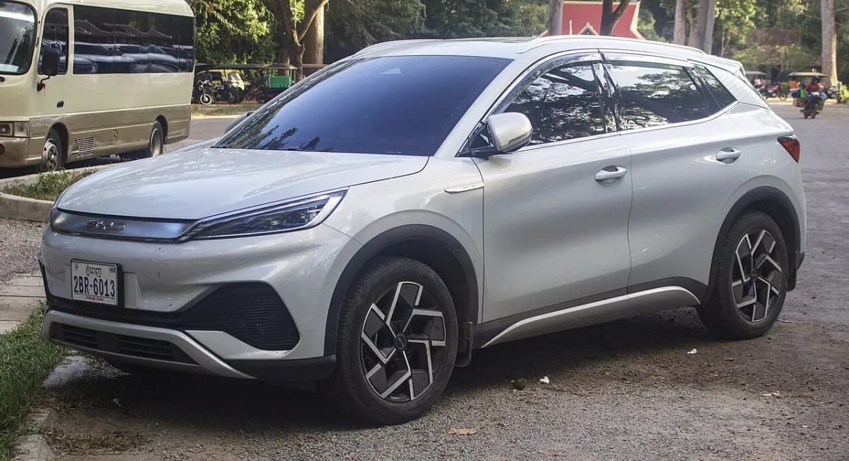BYD Atto 3 Atto 3 (2023-) önden görünüm