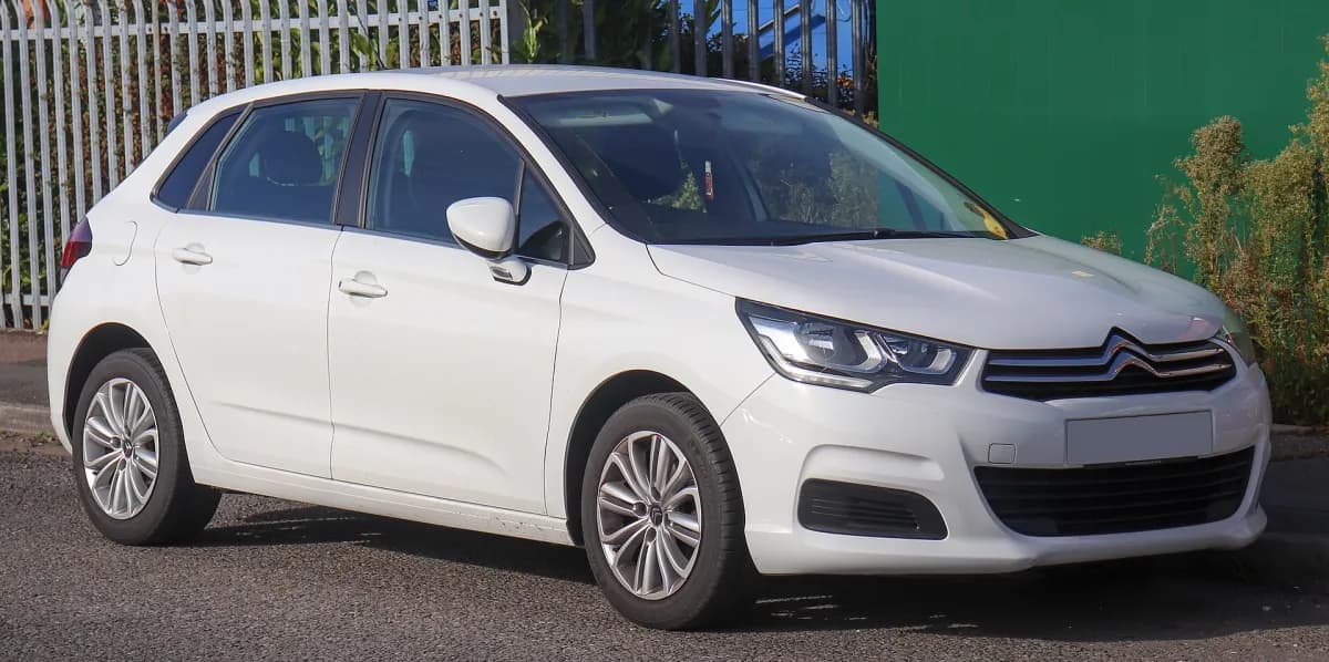 Citroen C4 B7 (2010-2018) önden görünüm