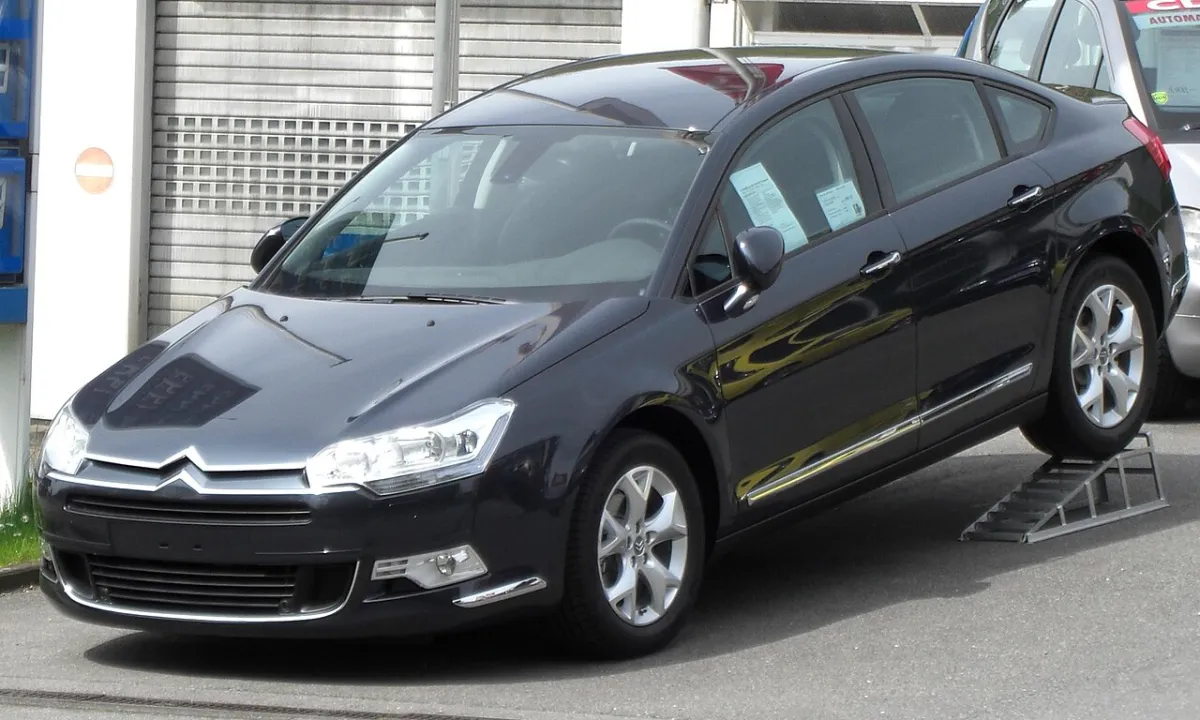 Citroen C5 RC (2004-2008) önden görünüm