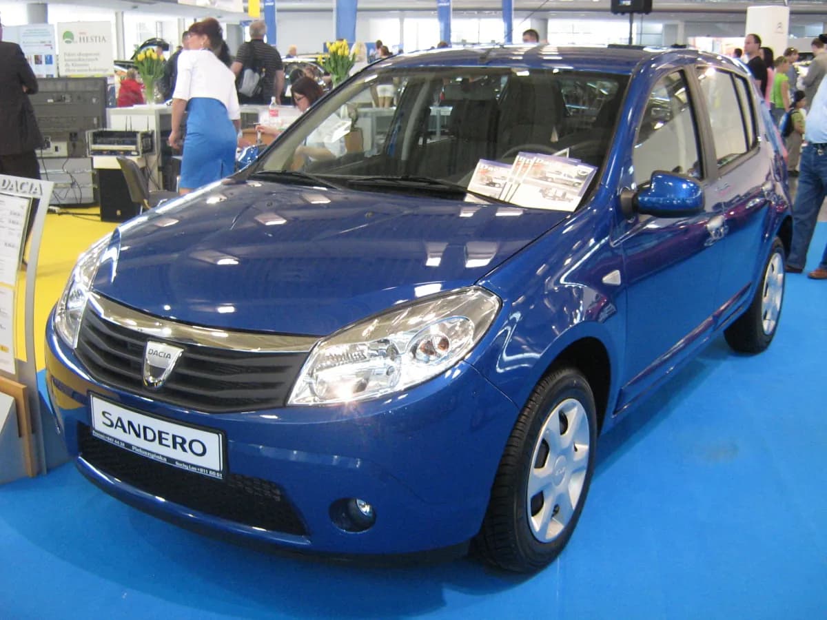 Dacia Sandero Gen1 (2008-2012) önden görünüm