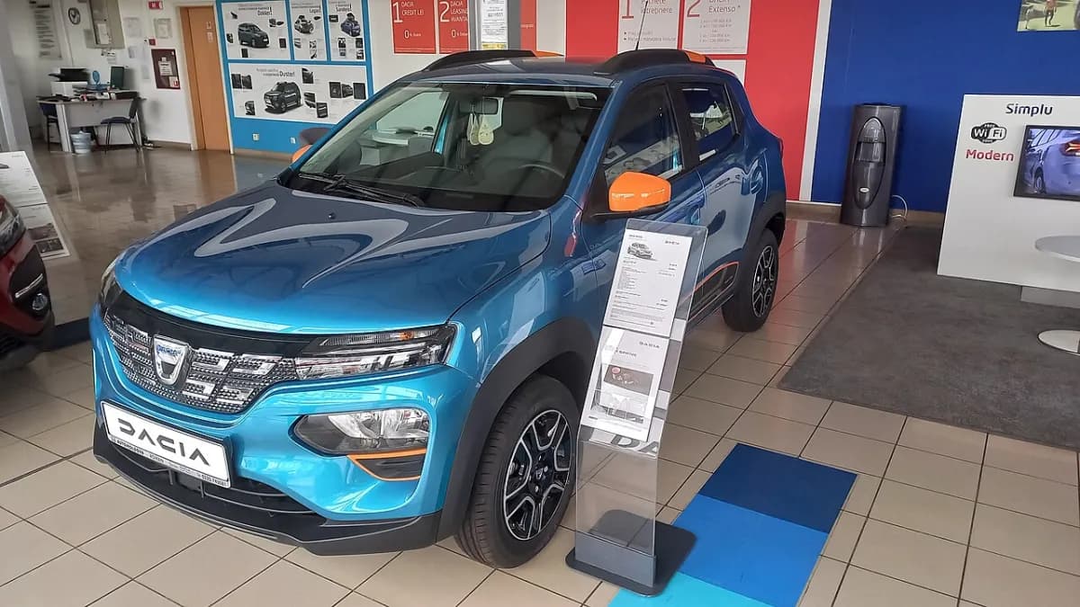 Dacia Spring K-ZE (2021-) önden görünüm