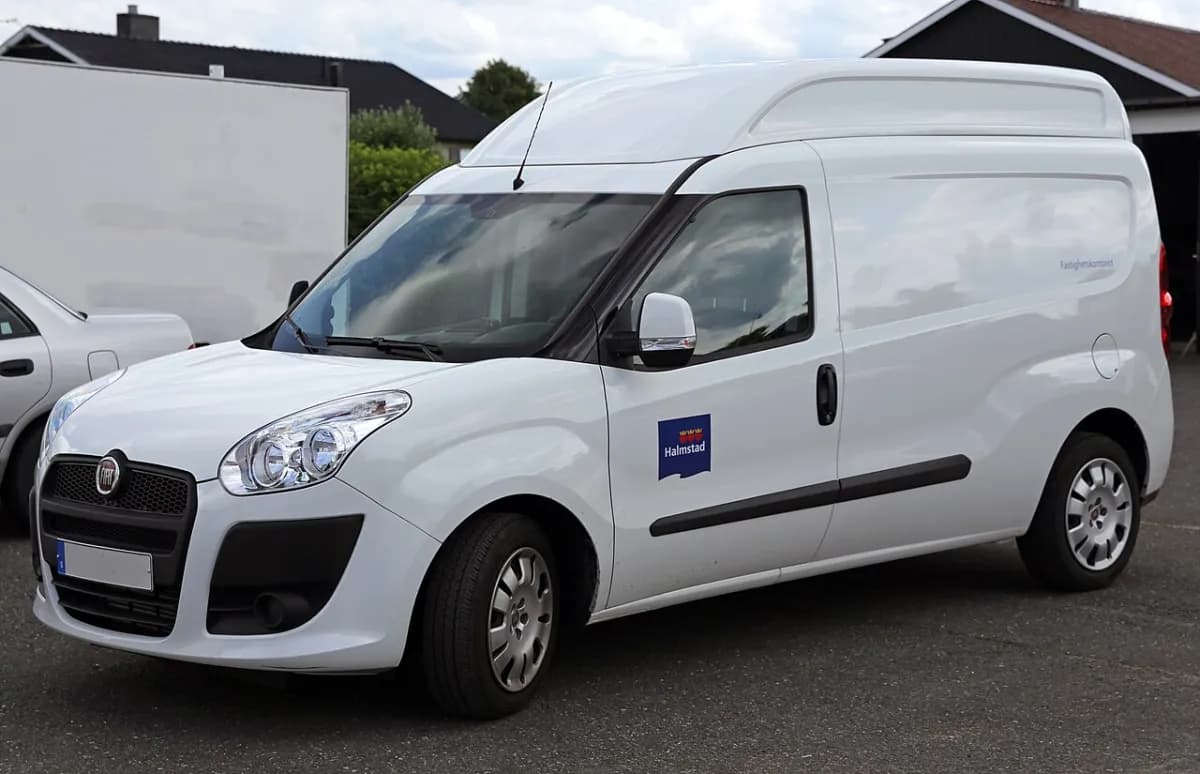 Fiat Doblo 263 (2009-2021) önden görünüm
