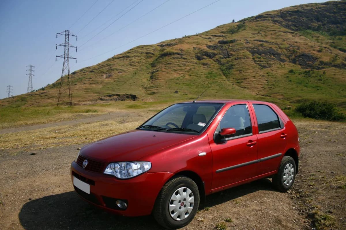 Fiat Palio Mk1 Makyaj (2001-2011) önden görünüm