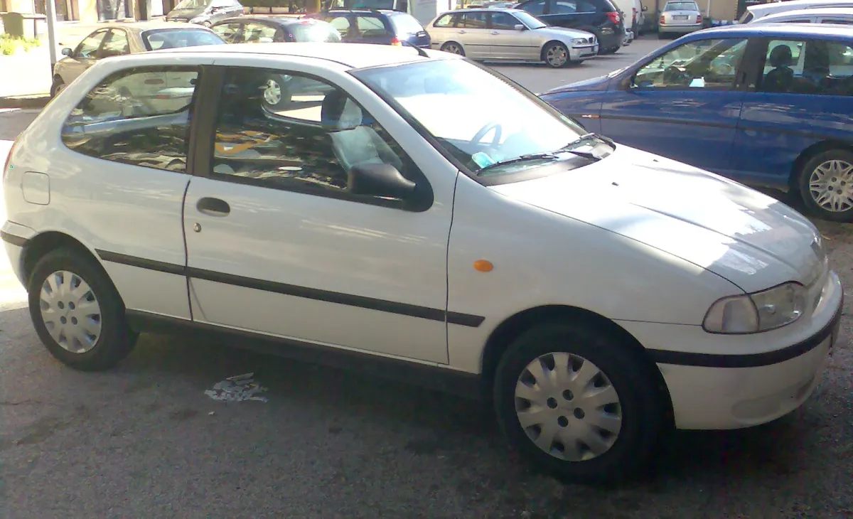 Fiat Palio Mk1 (1996-2001) önden görünüm