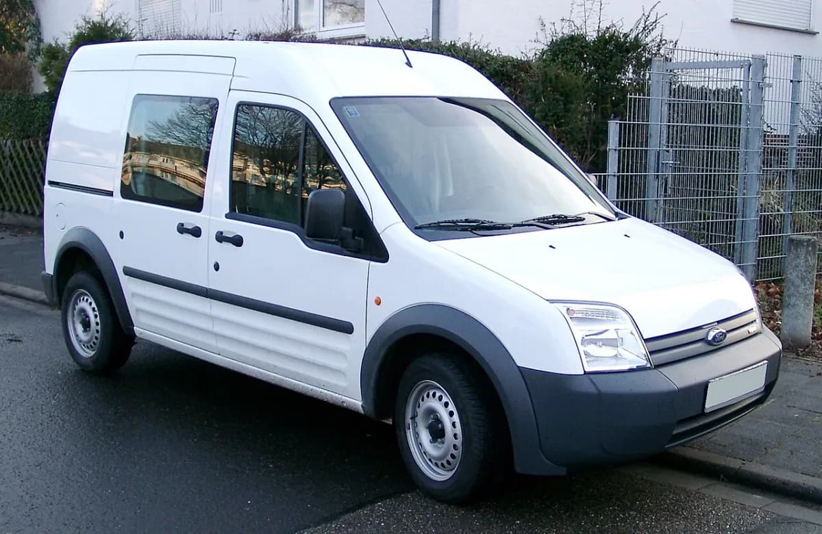 Ford Transit Connect Mk1 (2002-2013) önden görünüm