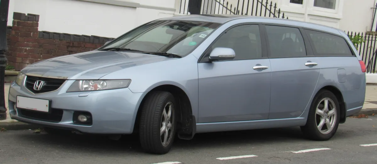 Honda Accord 7. Nesil CL (2002-2007) önden görünüm