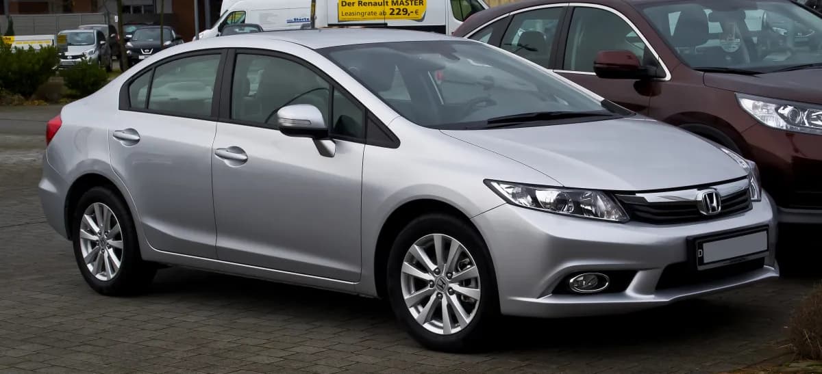 Honda Civic FB7 (2012-2016) önden görünüm