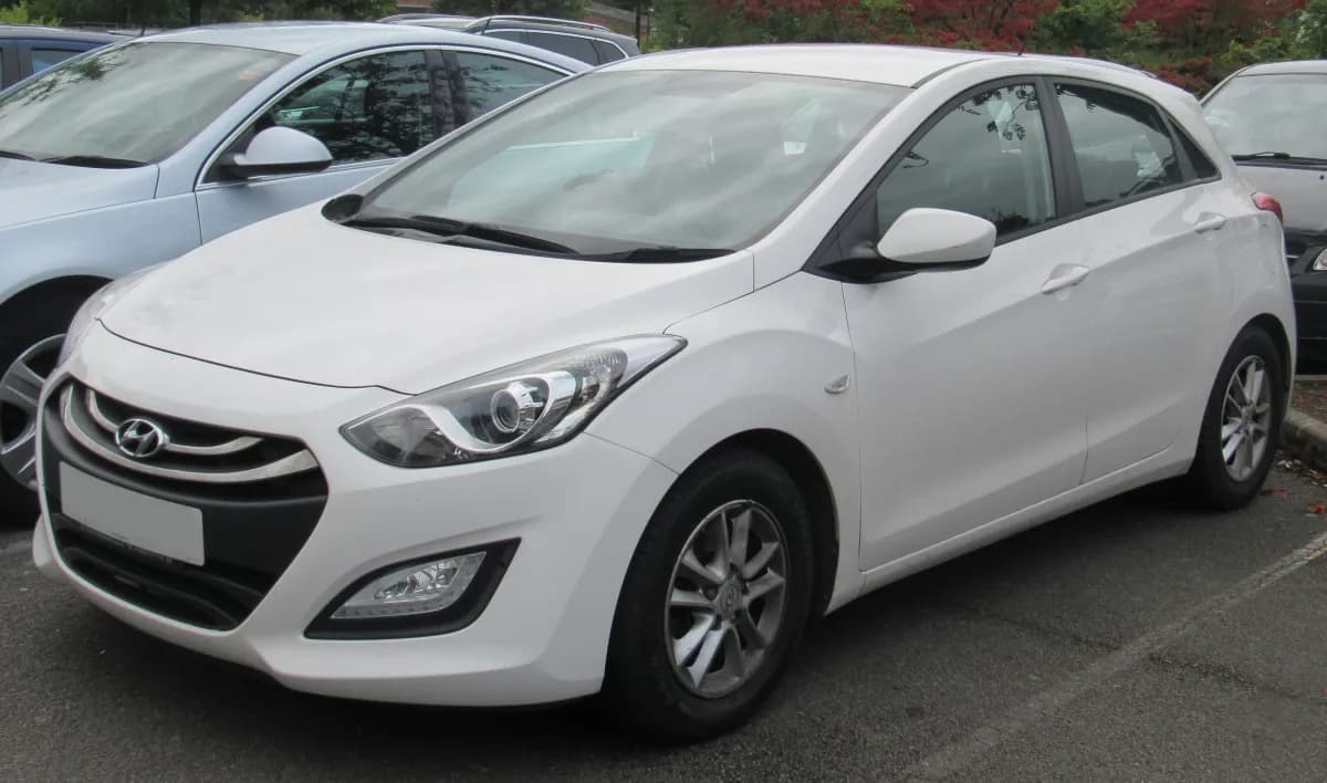 Hyundai i30 GD (2011-2016) önden görünüm