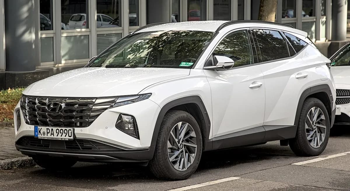 Hyundai Tucson NX4 (2020-...) önden görünüm
