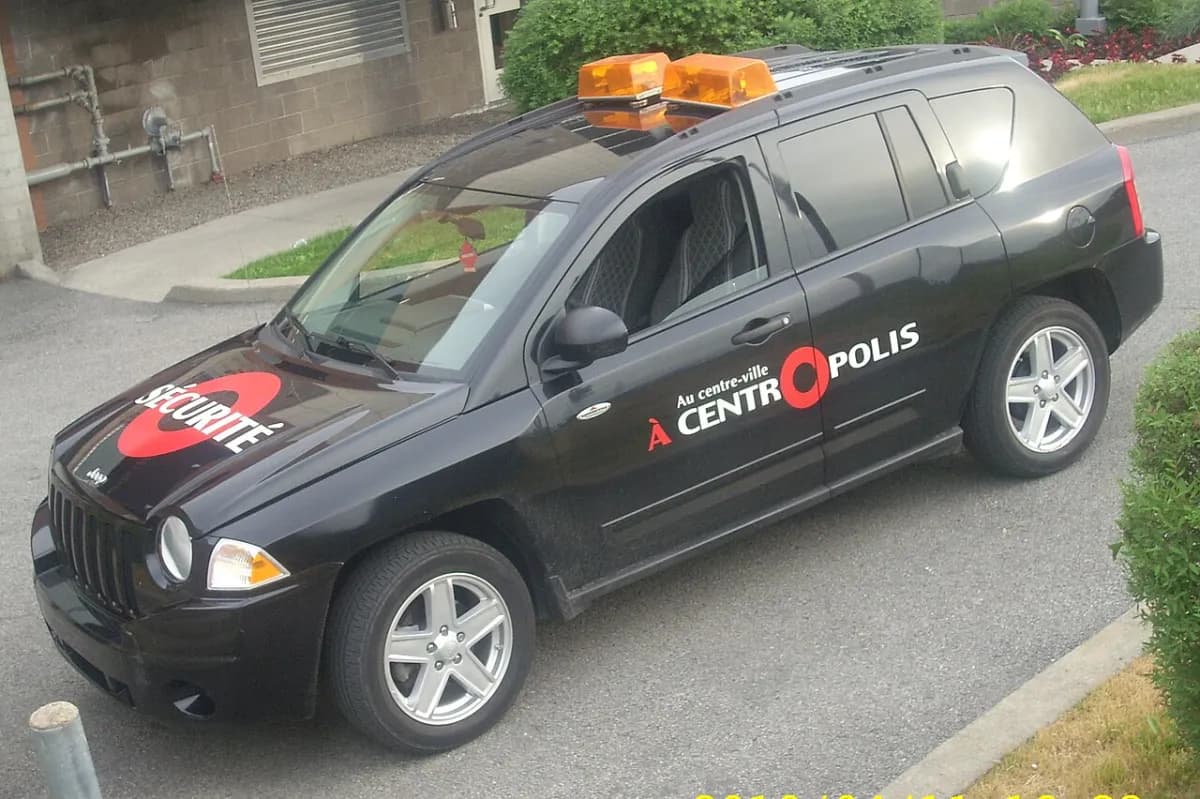 Jeep Compass MK (2007-2017) önden görünüm