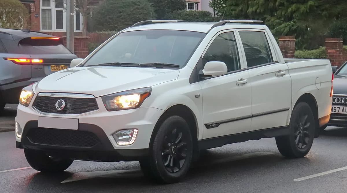 KGM Musso Q200 (2018-) önden görünüm