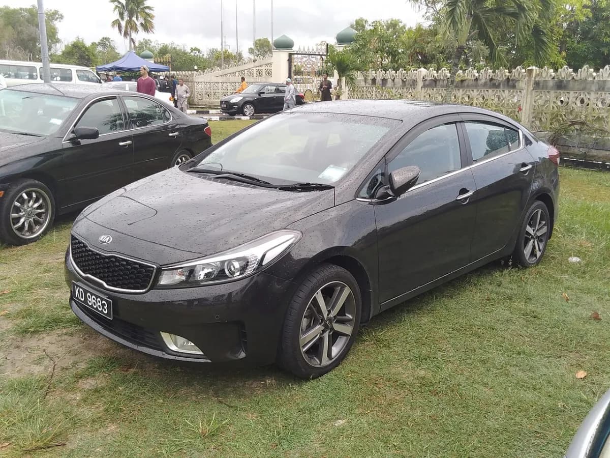 Kia Cerato BD (2018-) önden görünüm