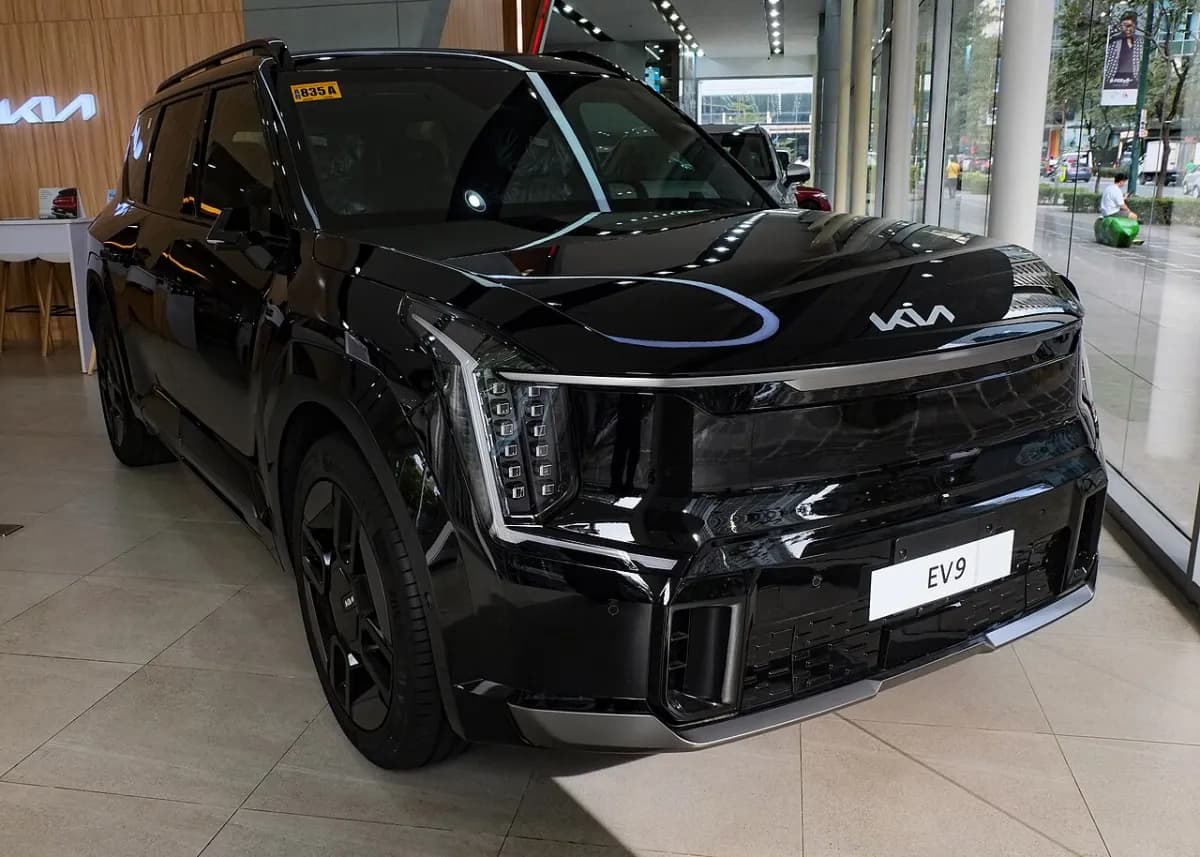 Kia EV9 MV (2023-) önden görünüm