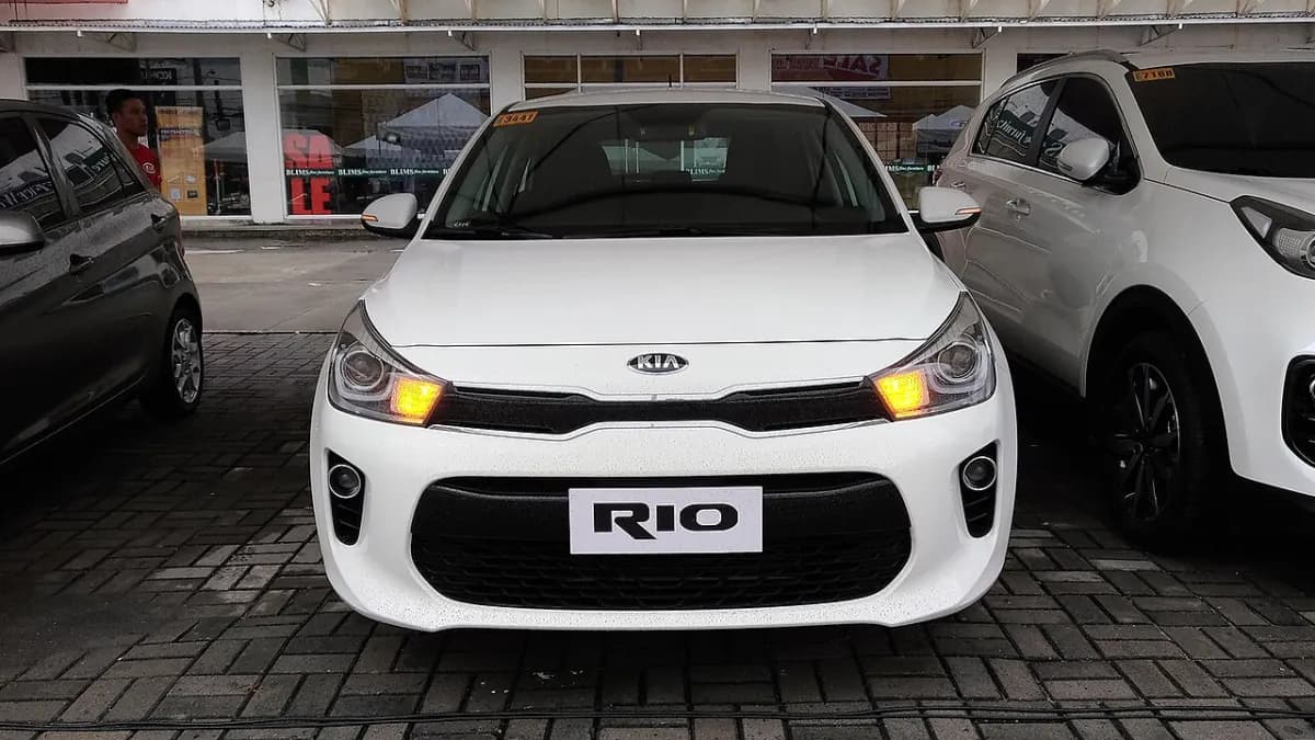 Kia Rio YB (2017-2023) önden görünüm