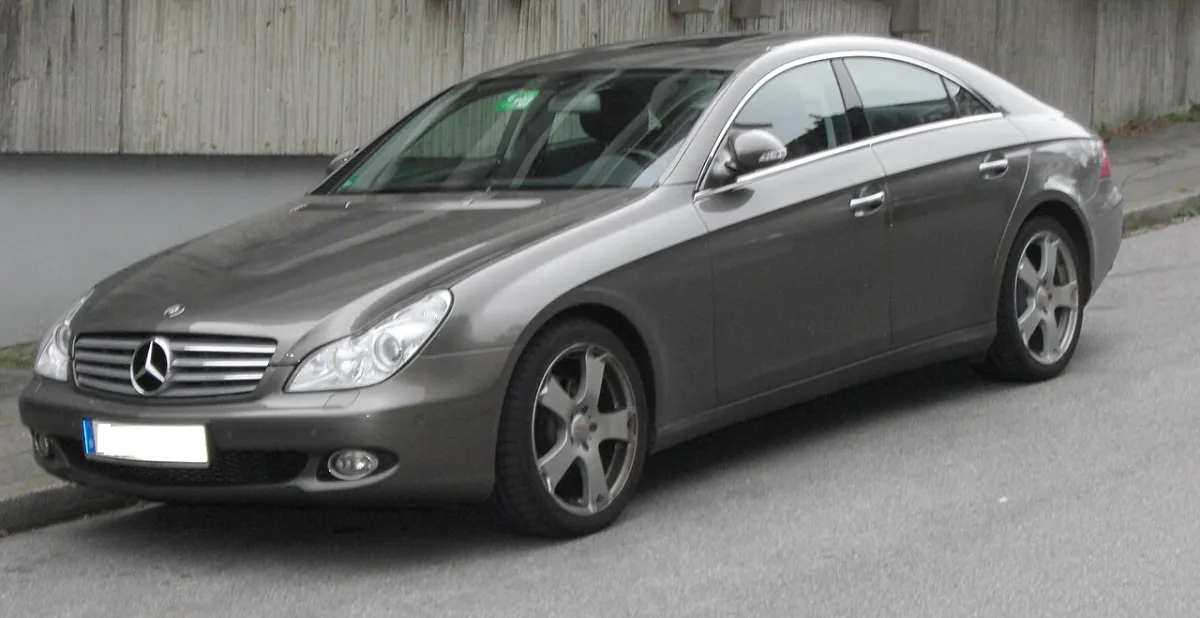 Mercedes-Benz CLS C219 (2004-2010) önden görünüm
