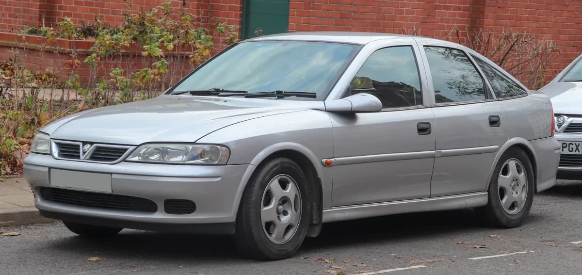 Opel Vectra B (1995-2002) önden görünüm