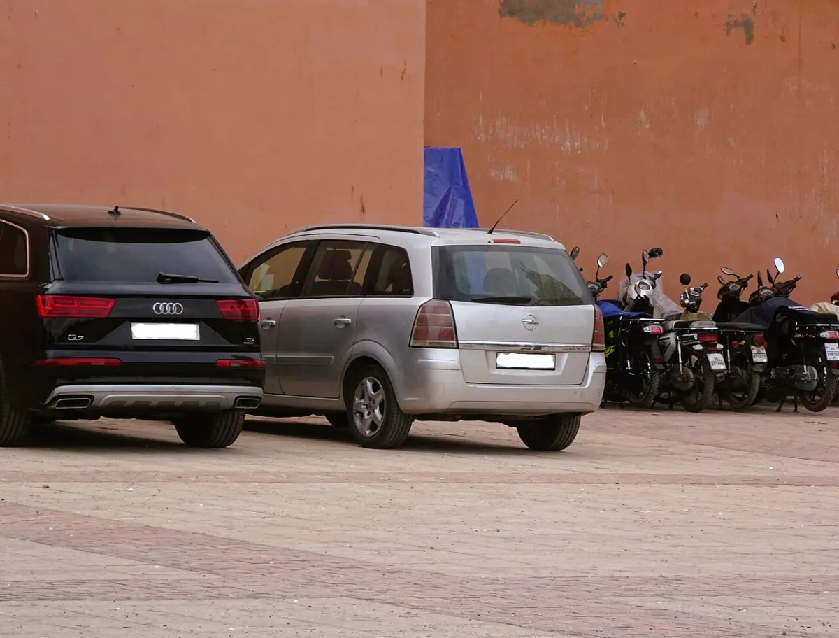 Opel Zafira B (2005-2014) önden görünüm