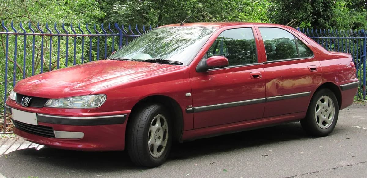 Peugeot 406 D8/D9 (1995-2004) önden görünüm