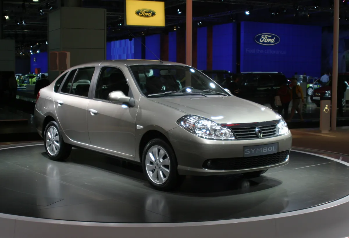 Renault Symbol Symbol II (2008-2013) önden görünüm