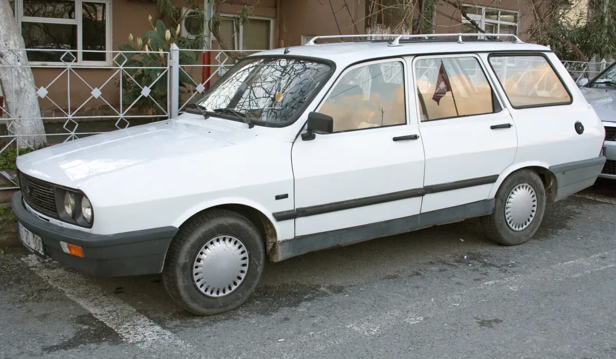 Renault 12 Toros Toros (1989-2000) önden görünüm