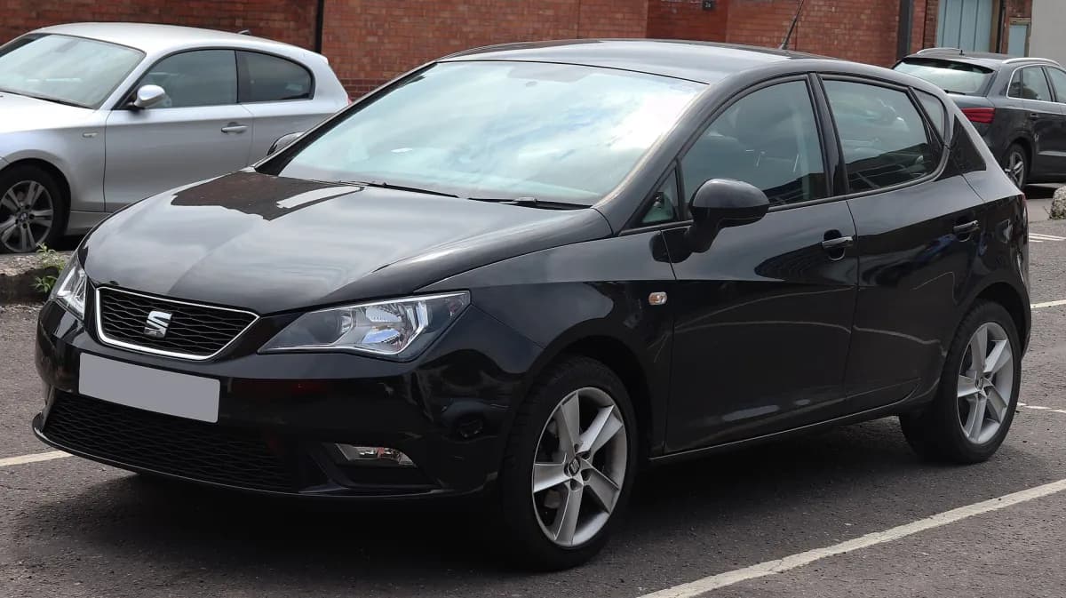 Seat Ibiza 6J (2008-2015) önden görünüm