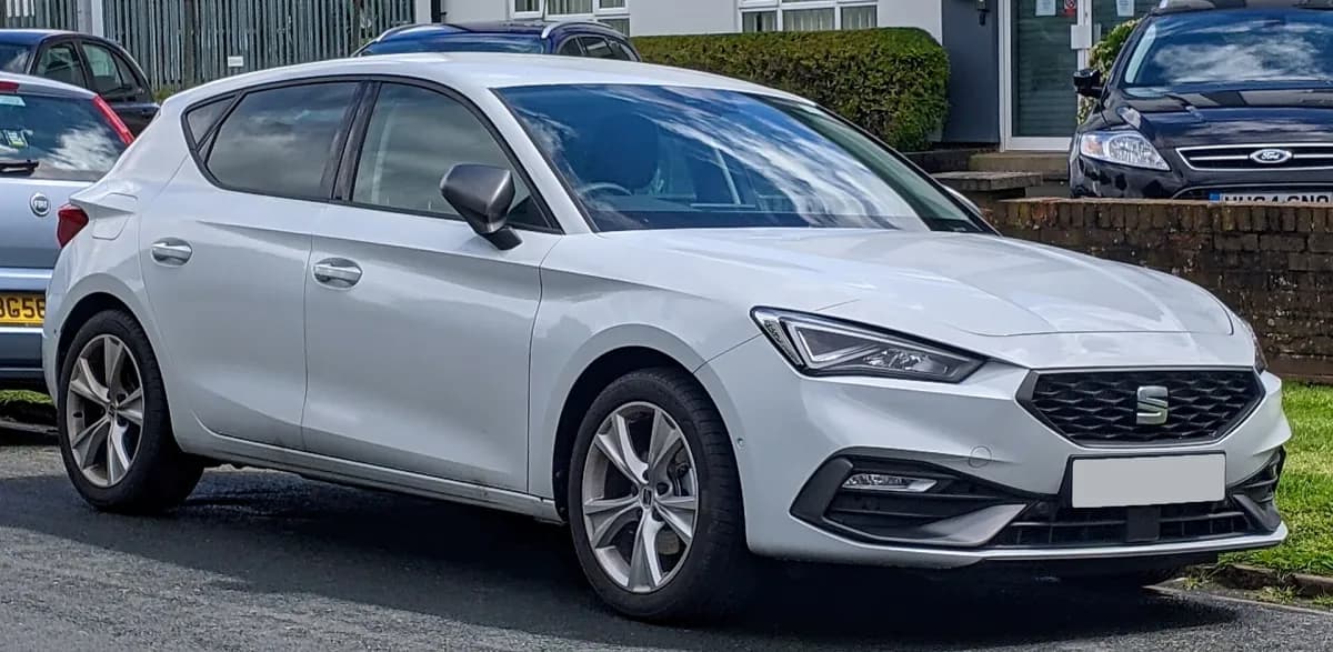 Seat Leon KL (2020-) önden görünüm