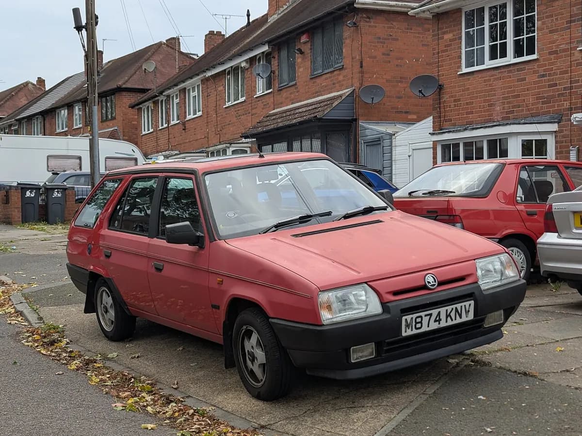 Skoda Forman 785 (1990-1995) önden görünüm