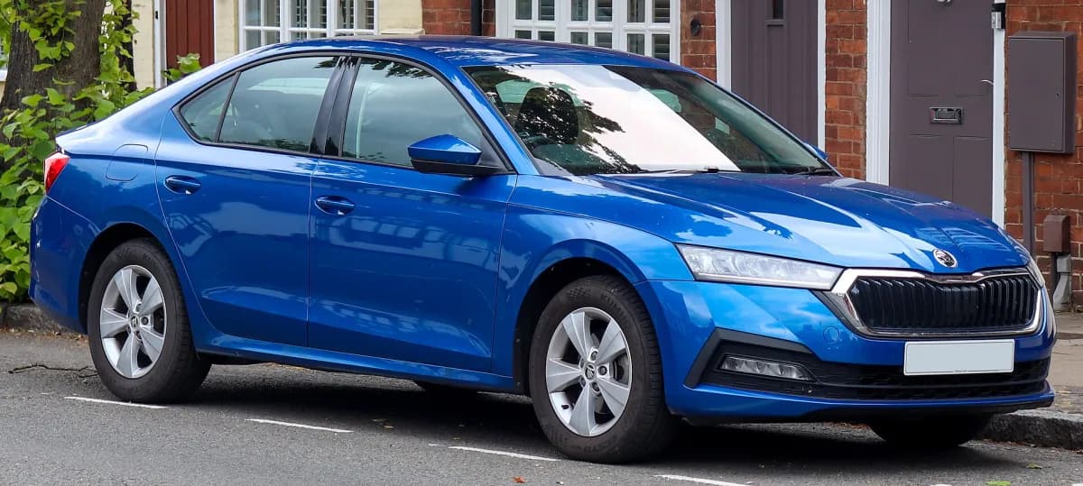 Skoda Octavia NX (2020-) önden görünüm