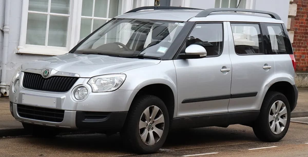 Skoda Yeti 5L (2009-2017) önden görünüm