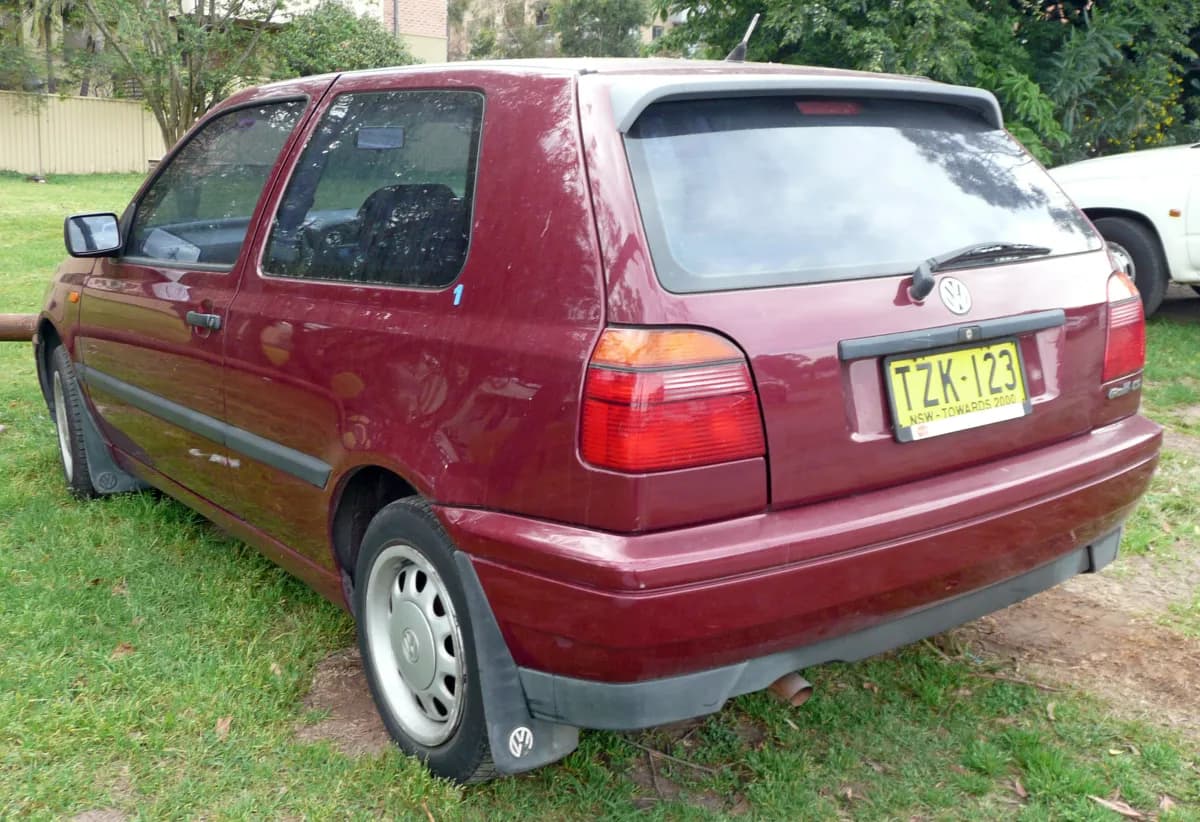 Volkswagen Golf Mk3 (1991-1997) önden görünüm