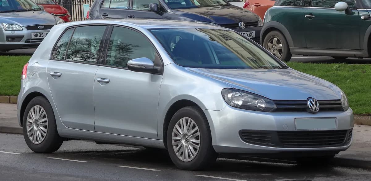 Volkswagen Golf Mk6 (2008-2012) önden görünüm