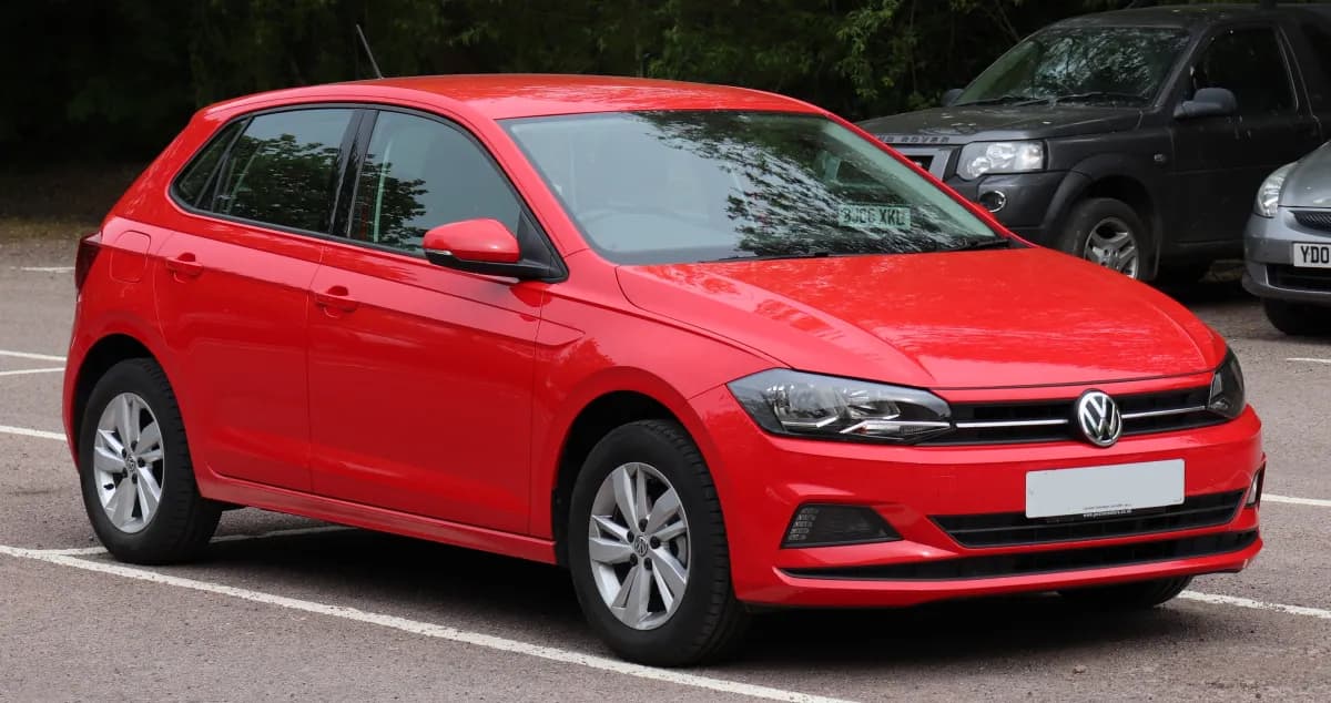 Volkswagen Polo Mk6 (2017-) önden görünüm