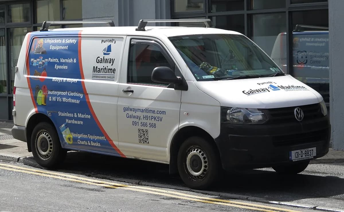 Volkswagen Transporter T5 (2003-2015) önden görünüm
