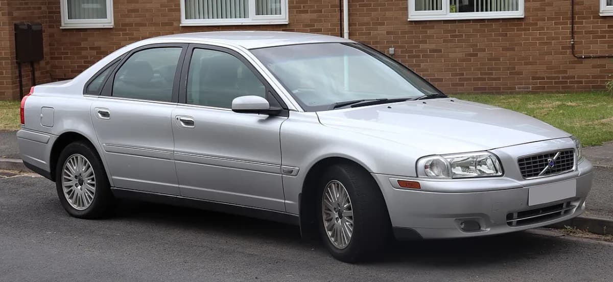 Volvo S80 Mk1 (1998-2006) önden görünüm