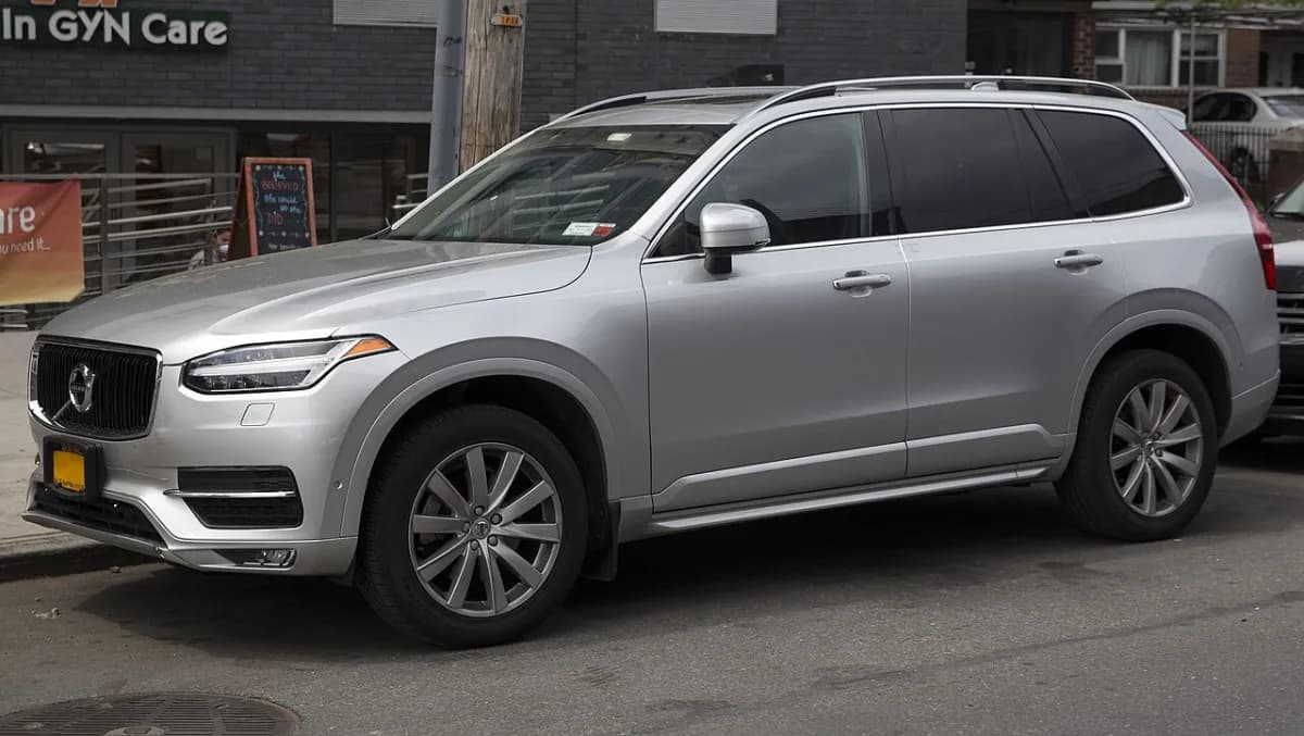 Volvo XC90 SPA (2016-) önden görünüm