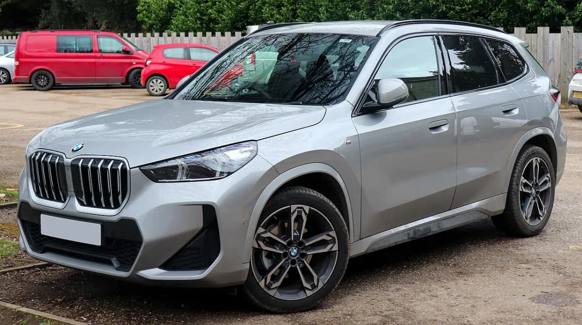 BMW X1 U11 (2022-) önden görünüm