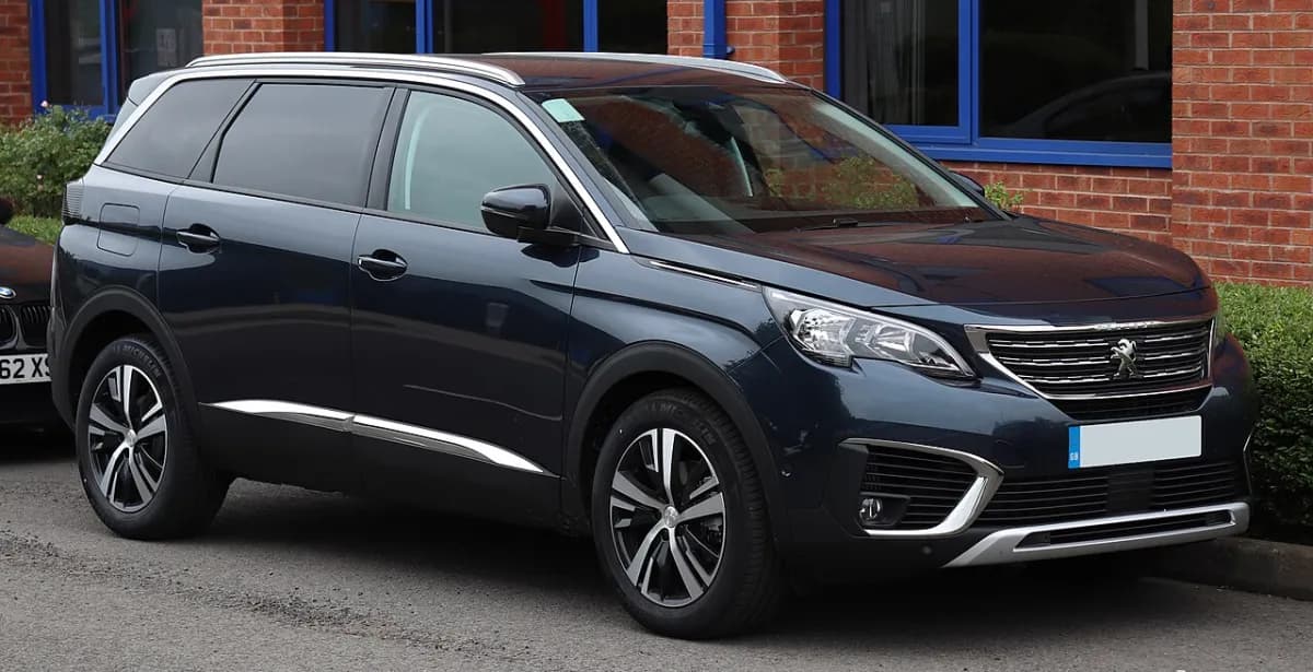 Peugeot 5008 P87 (2017-...) önden görünüm