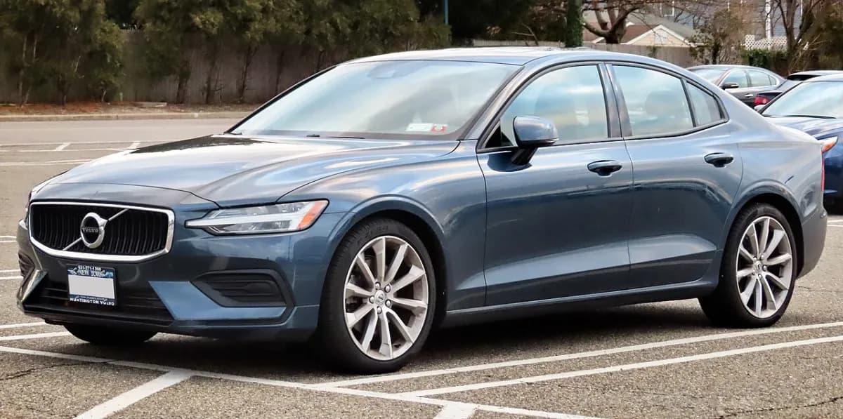 Volvo S60 S60 (2019-) önden görünüm