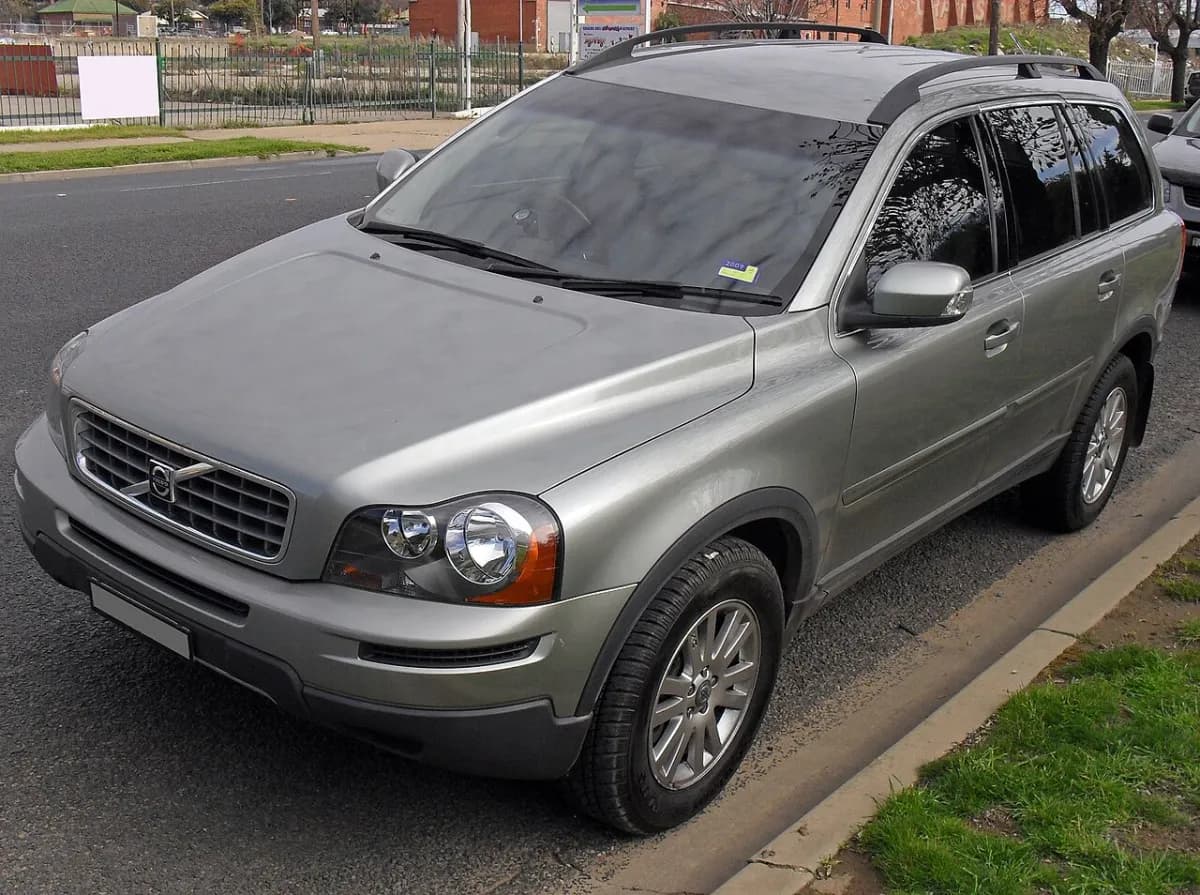 Volvo XC90 XC90 (2002-2014) önden görünüm